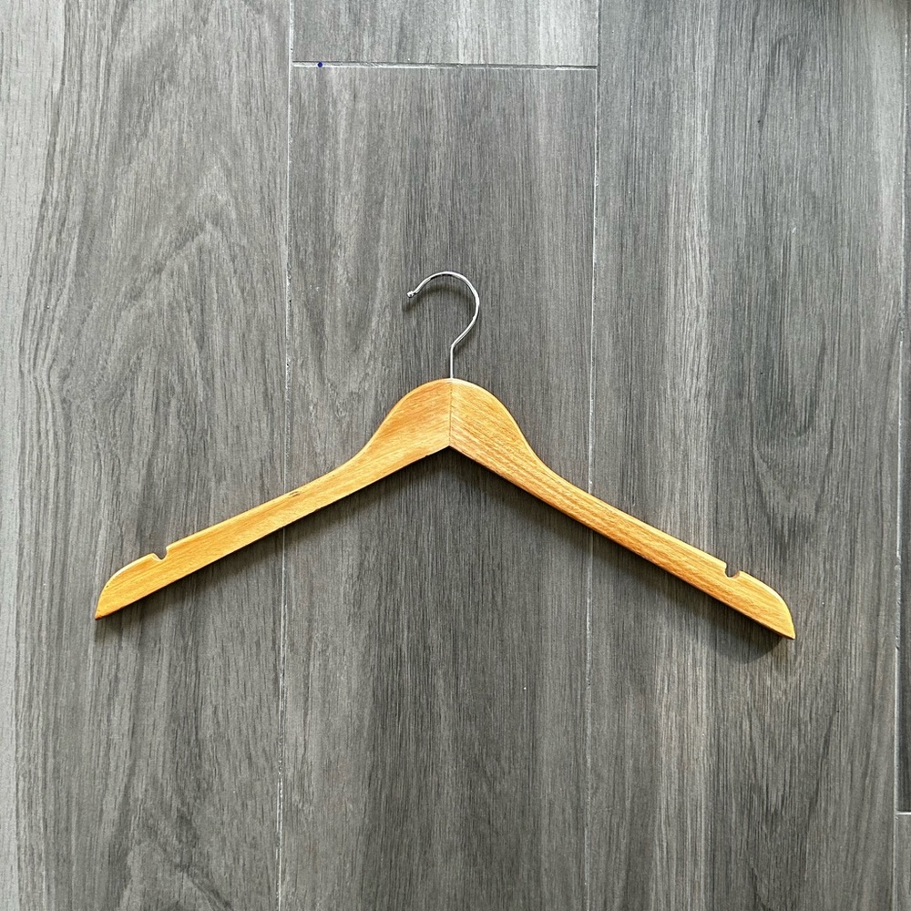 Set of 5 Pack Wooden Hangers